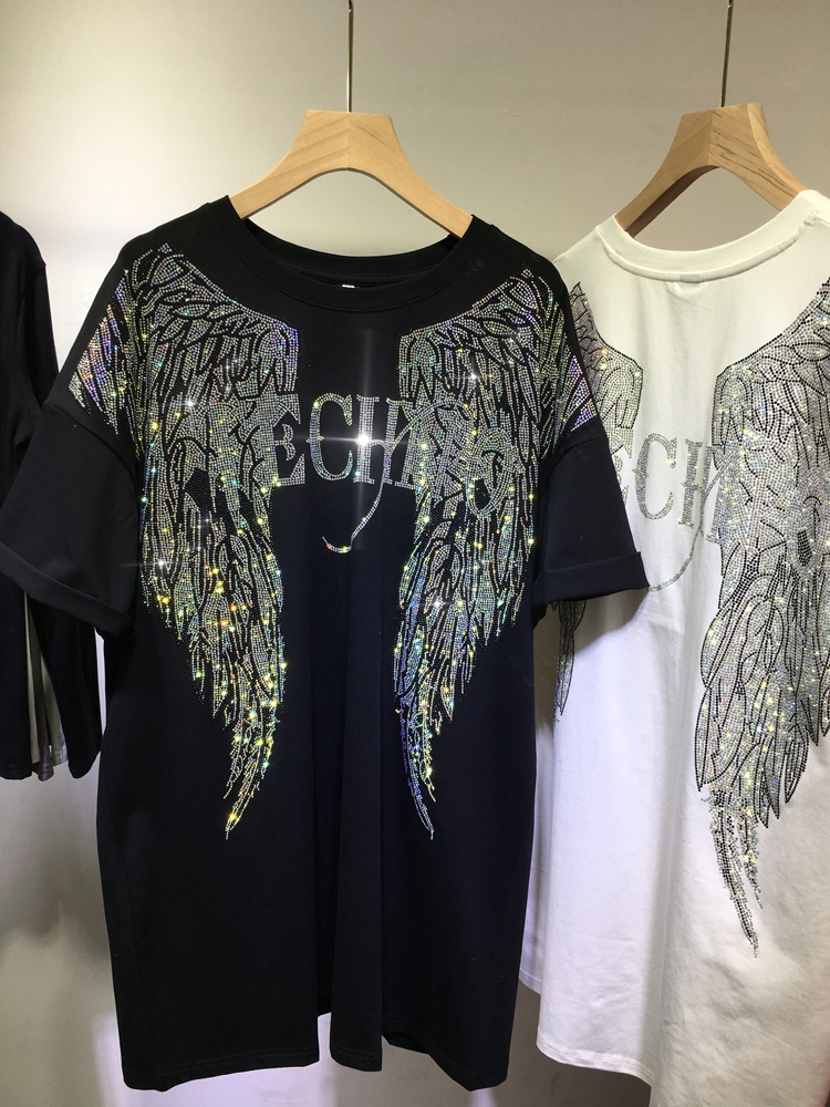L-4XL Oversize Rhinestone Ange - Streetwear Brand Tees บทวิจารณ์และราคา