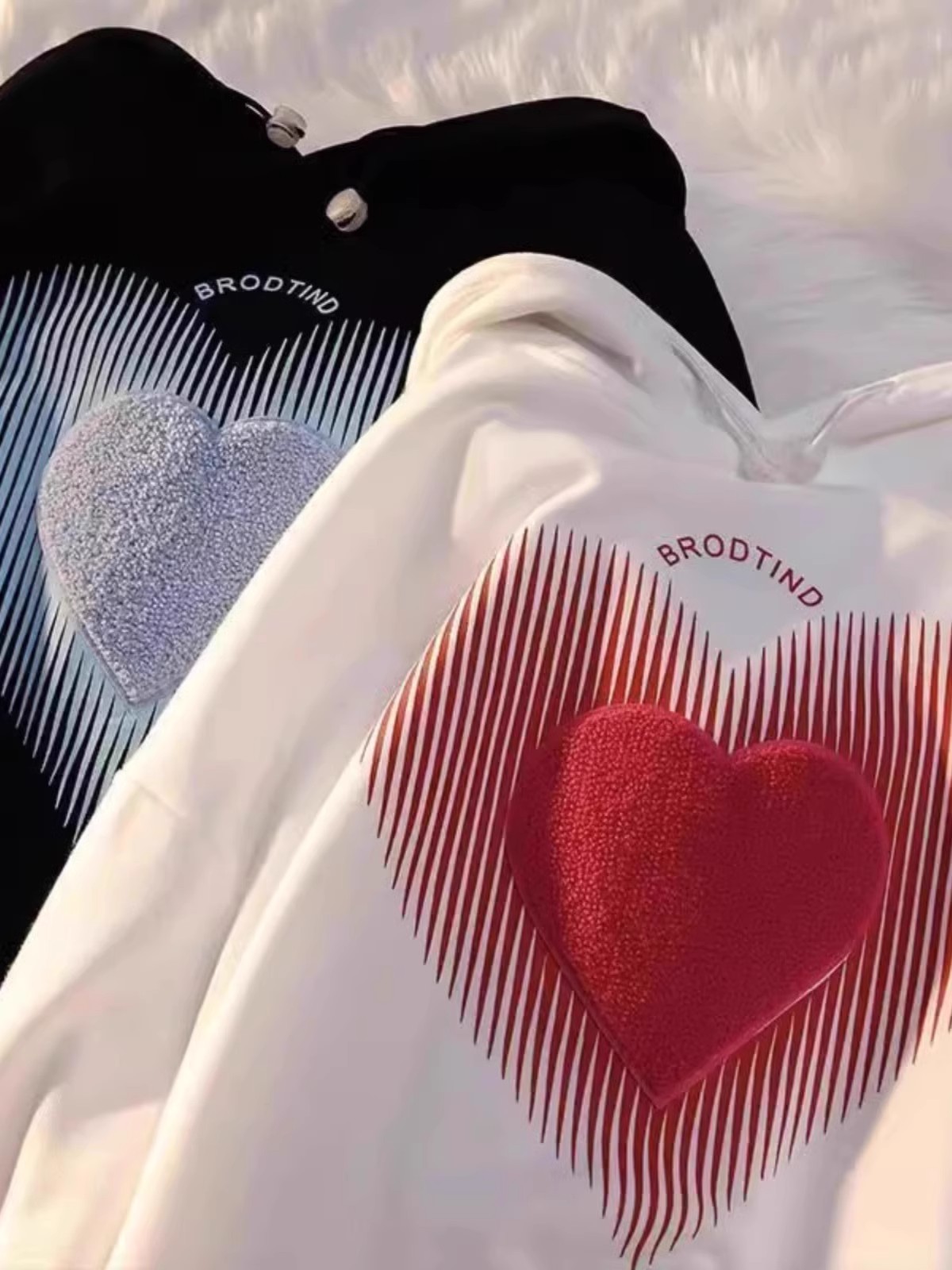 Large Size Love Heart Sweatirt - Streetwear Brand Heart บทวิจารณ์และราคา