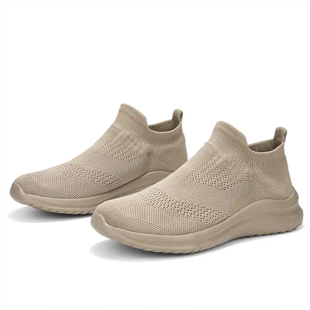 Beige Soft New Novelty Tennis  - Streetwear Brand Expensive บทวิจารณ์และราคา